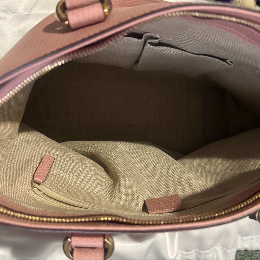 Authentic Gucci Blush Leather Satchel - Picture 5 of 15